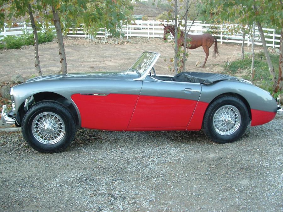  Austin-Healey 3000 BJ7 (Mk II) 1962 года  (фото 2 из 2)